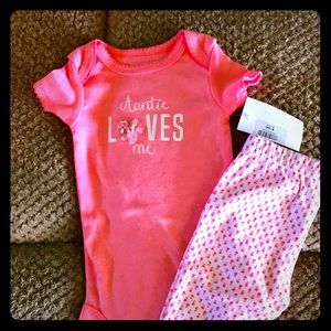 Baby Girl outfits. Matching sets. Size 6 months.